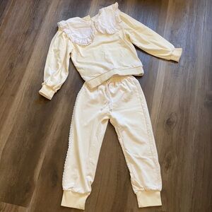 Girls jogger set lace peter pan collar detail